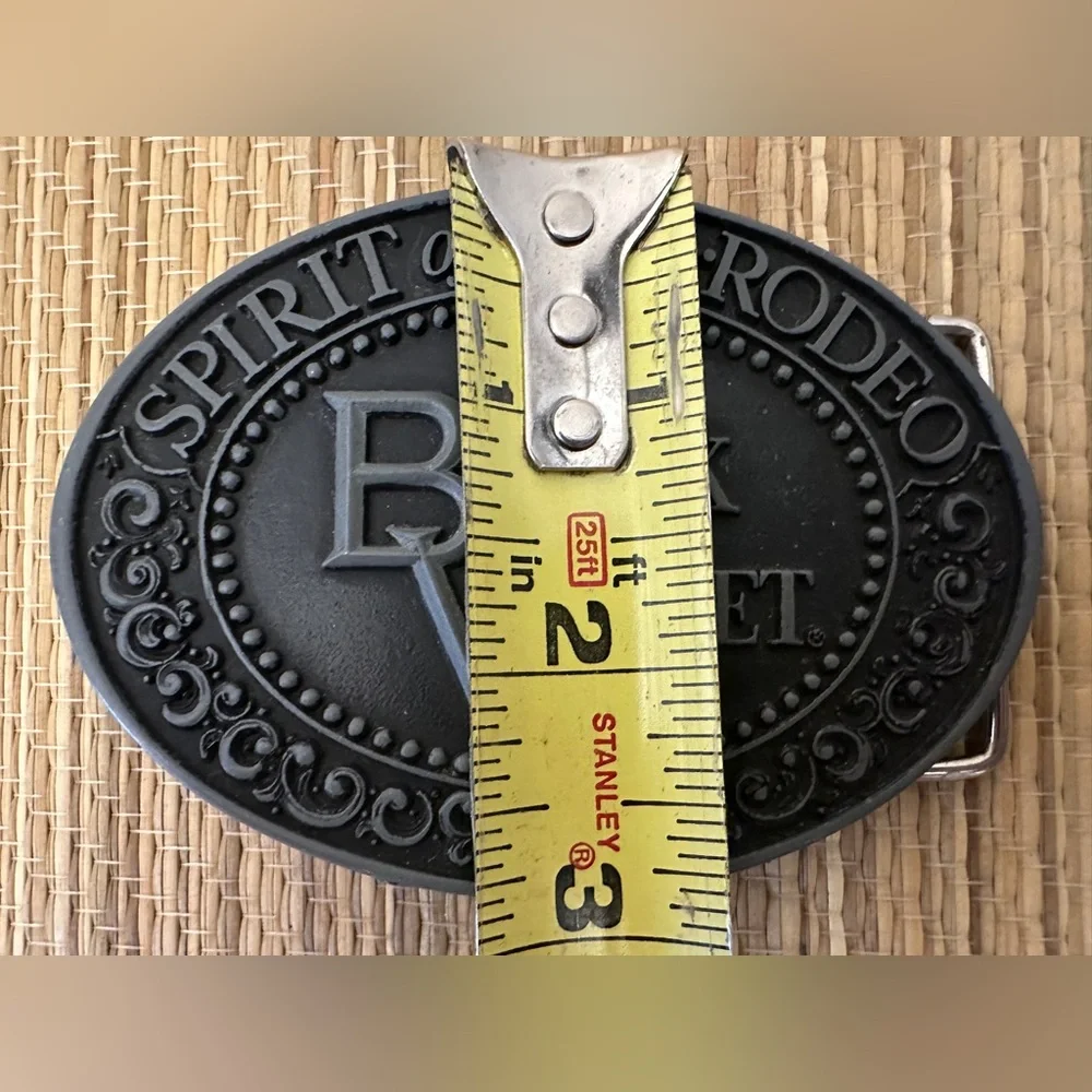 Black Velvet Blended Canadian Whiskey Spirit of Pro-Rodeo 1979 Promo Belt Buckle